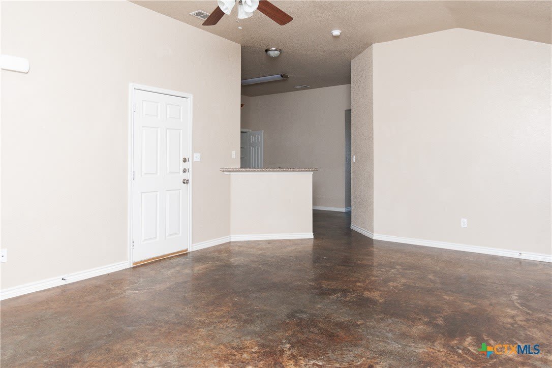 4102 Cambridge Drive – photo 3