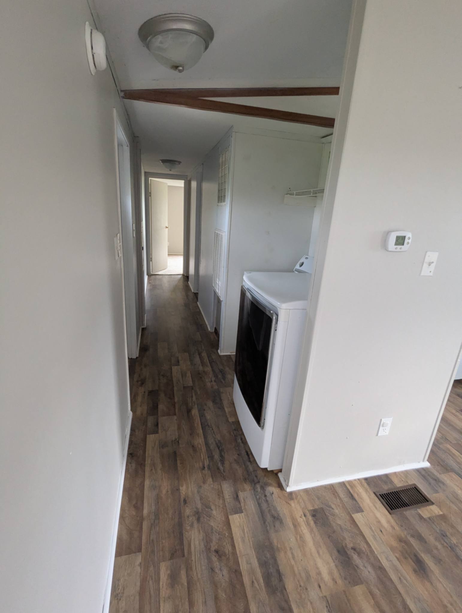 437 Everest RoadLot 5 – photo 4