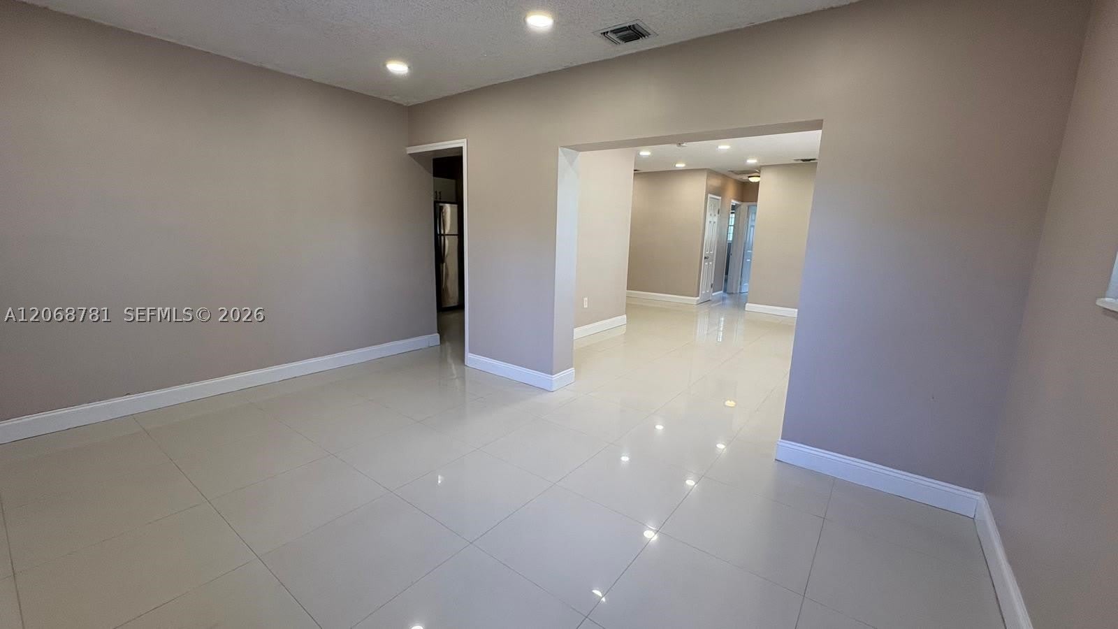 251 N 68th Ter – photo 5