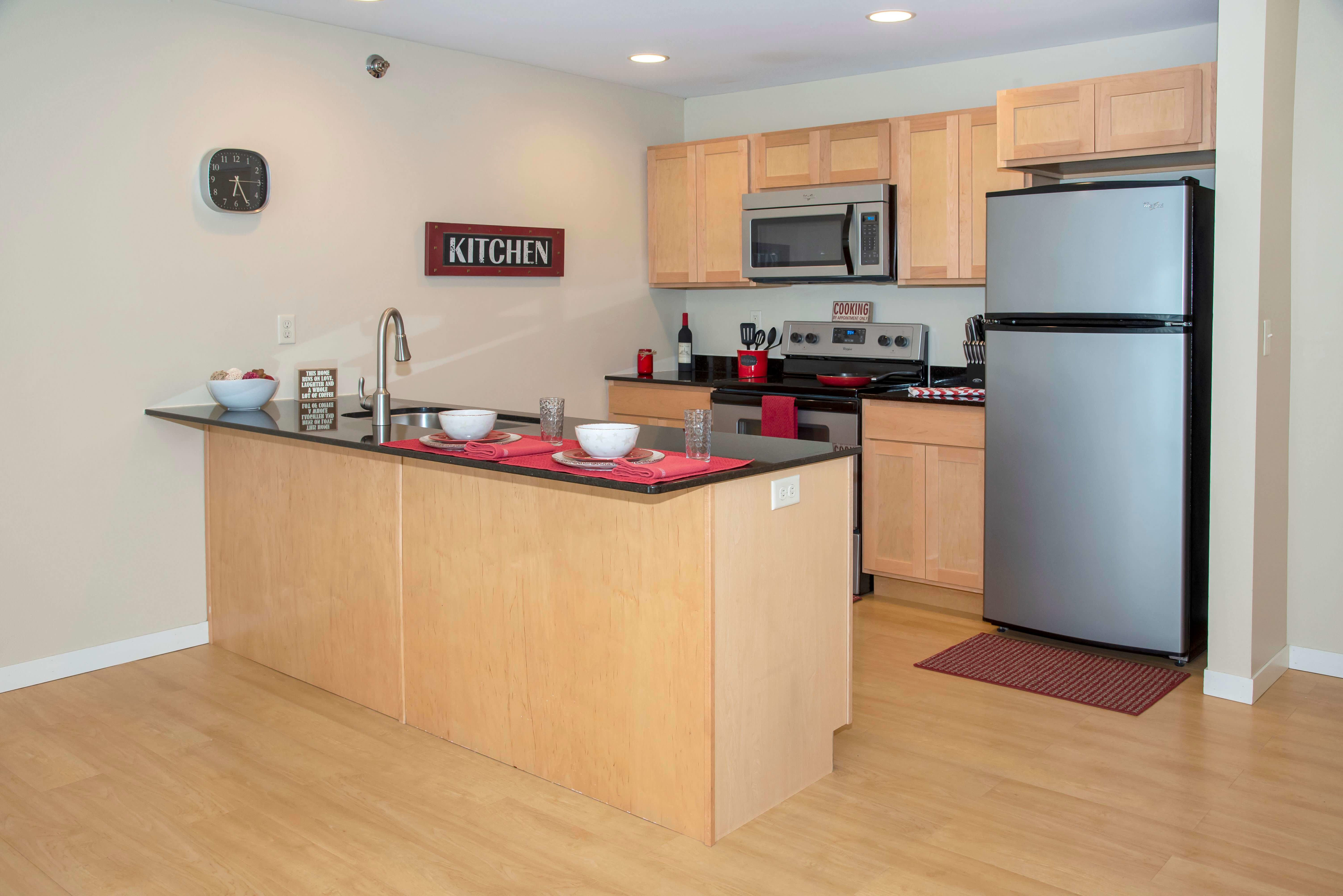 Southpoint Apartments – photo 2