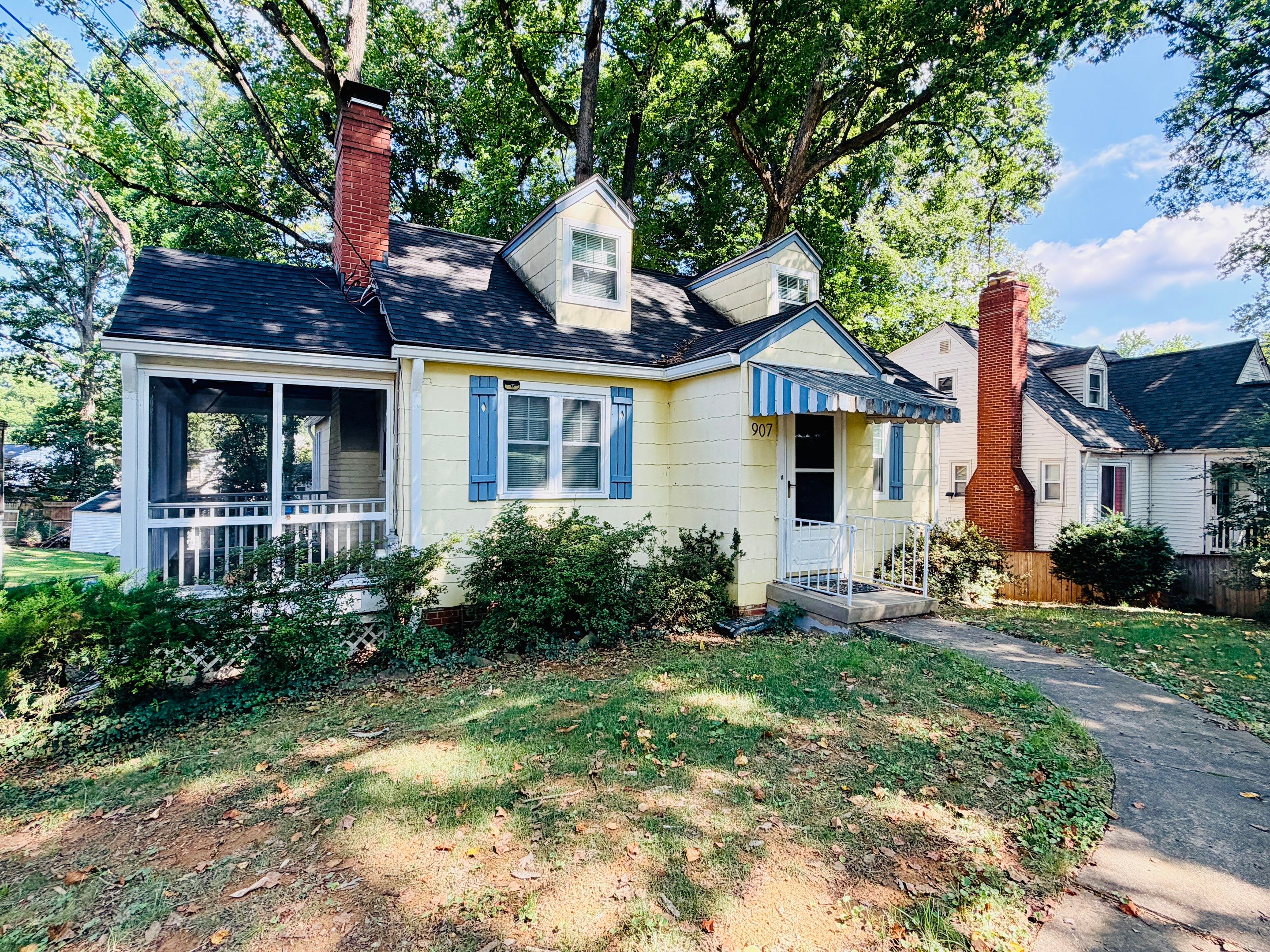 907 Heron Dr – photo 2