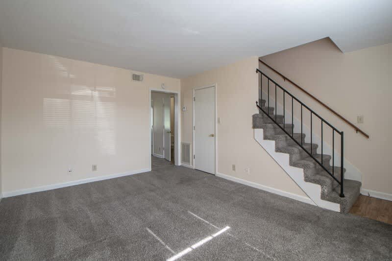 371-3 Peabody Drive – photo 4