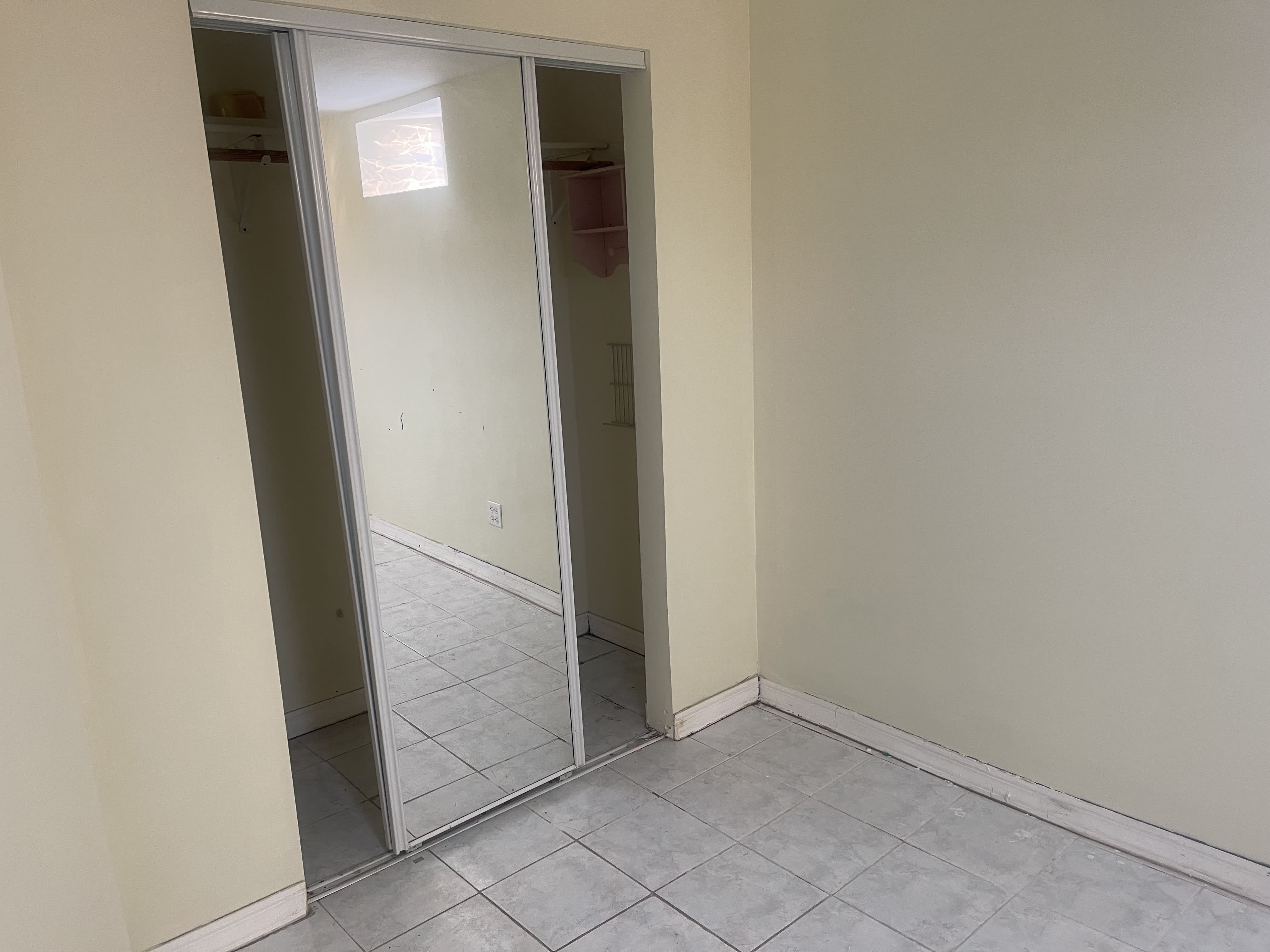 1744 W Foster Ave – photo 2
