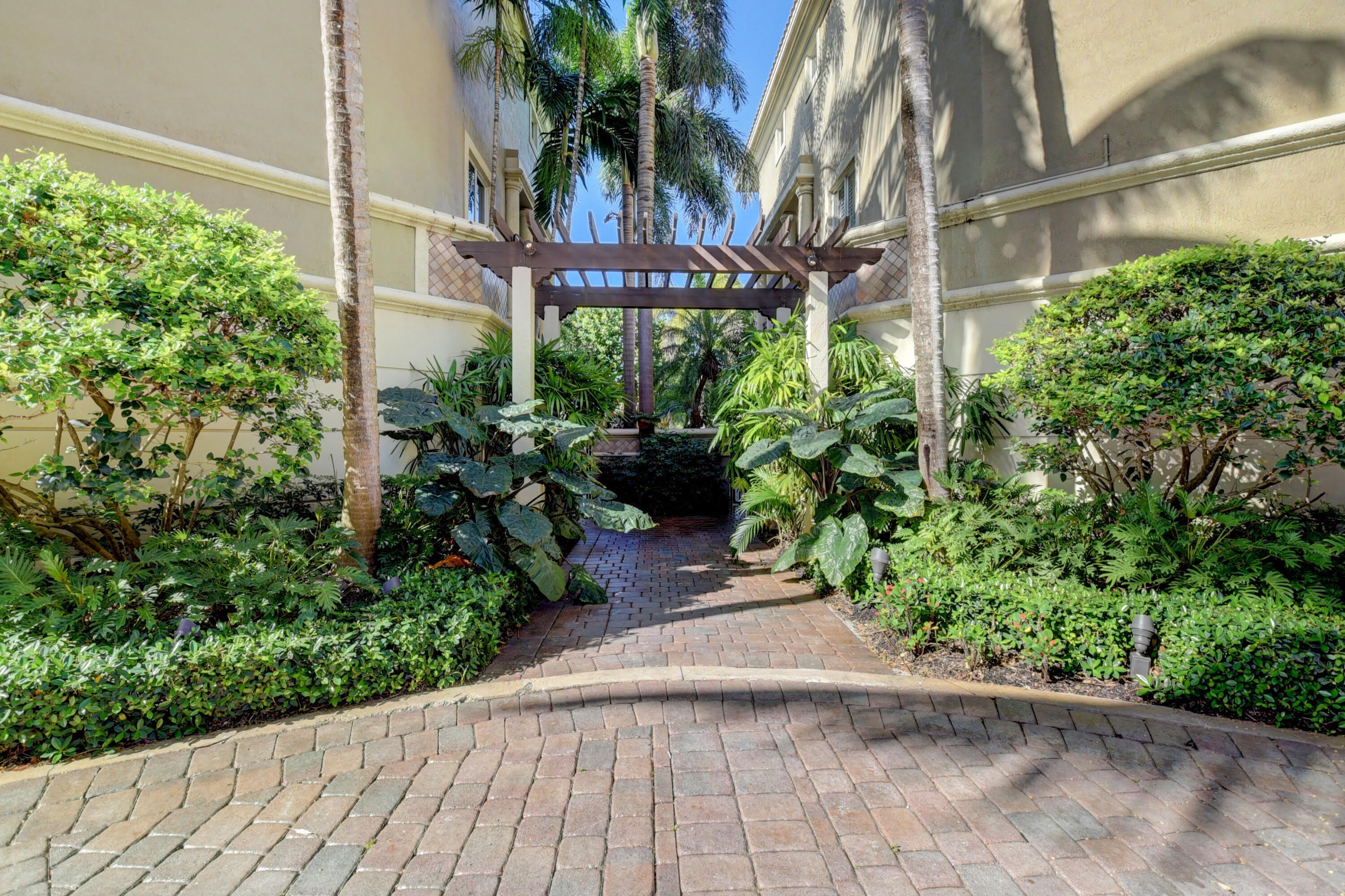 921 Osceola Drive – photo 3