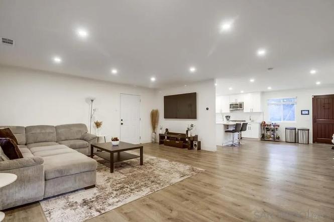 6964 Mount Vernon Street – photo 1
