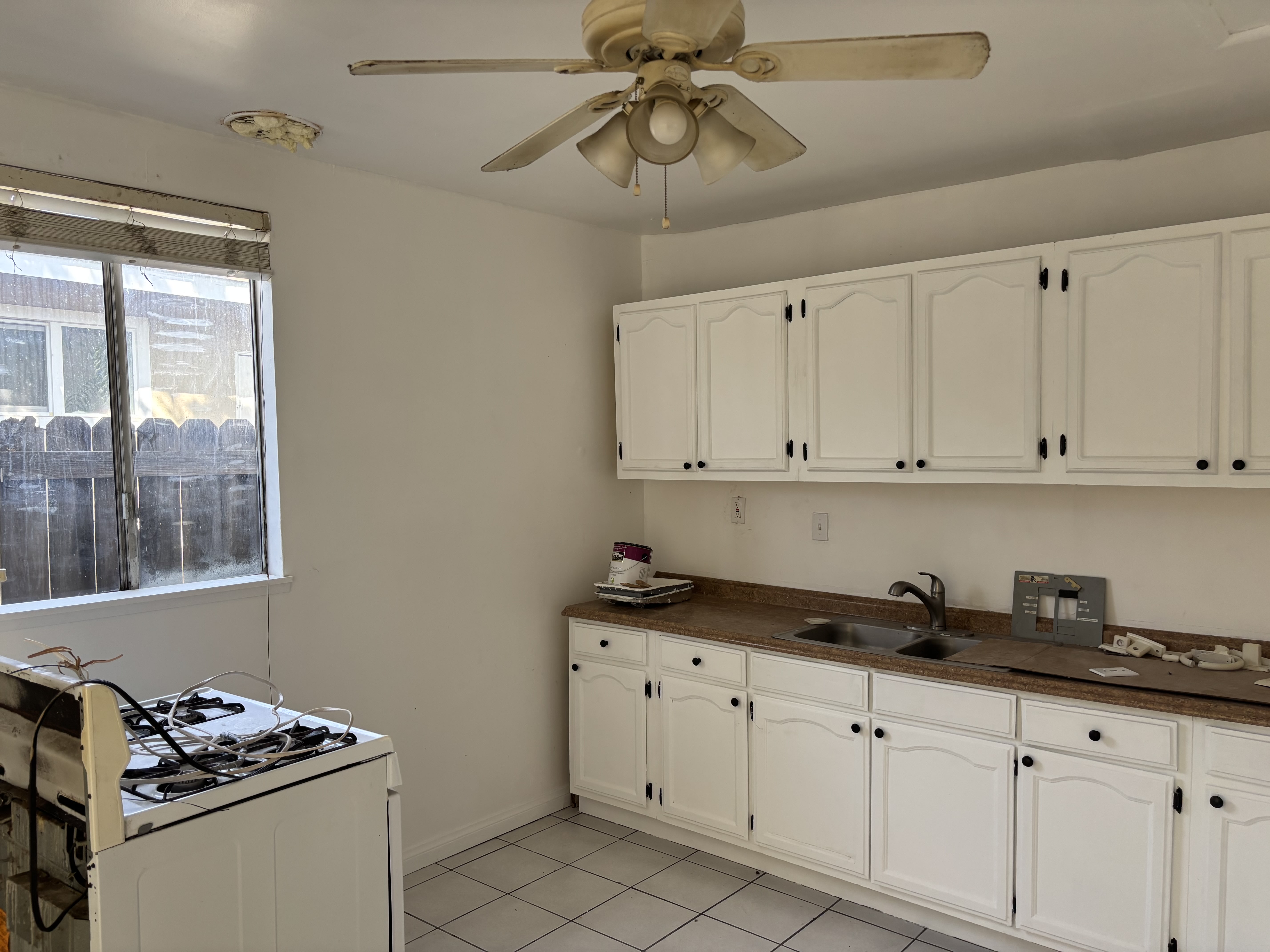 14031 Olive Street – photo 2