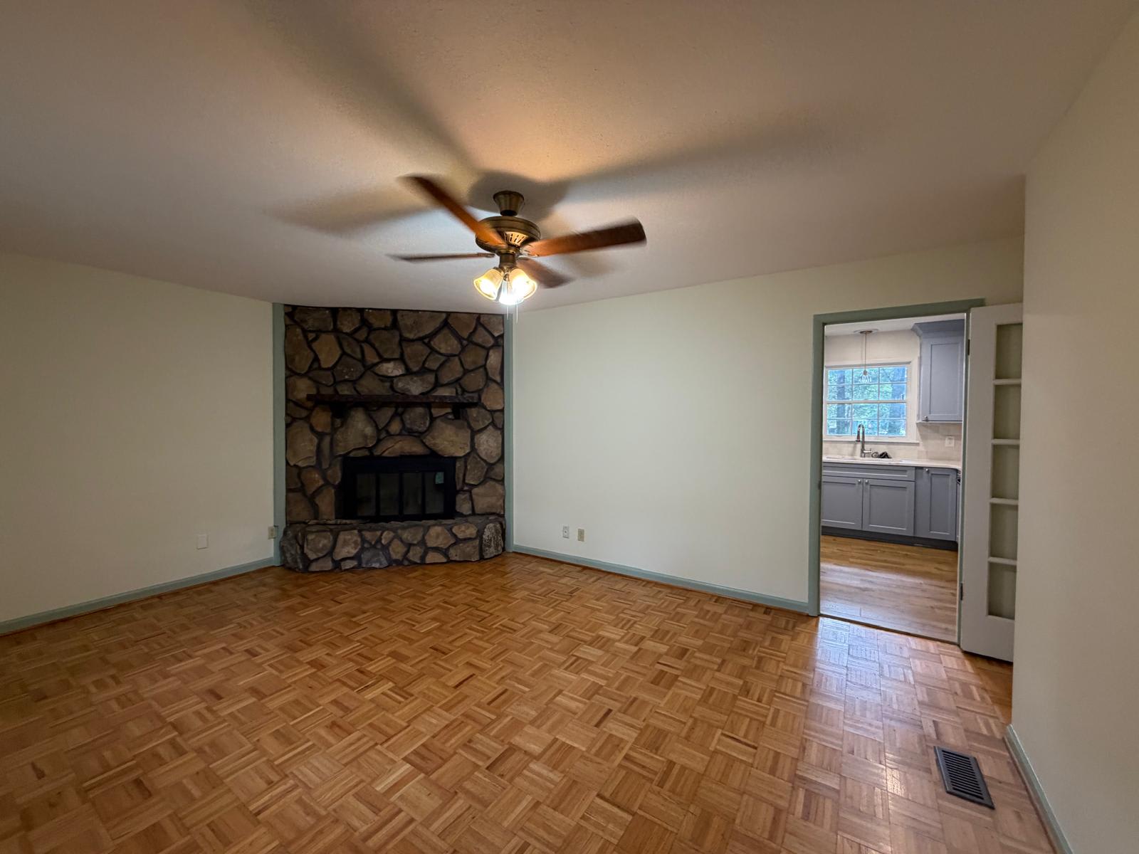 120 Forrest Drive – photo 2
