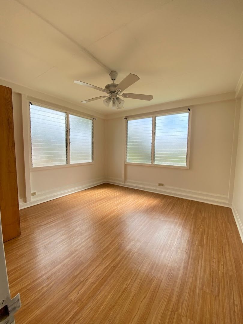 Palolo Valley, ground floor SPACIOUS duplex 2 bed, 2 bath, 1 parking stall includes water and sewer – photo 5
