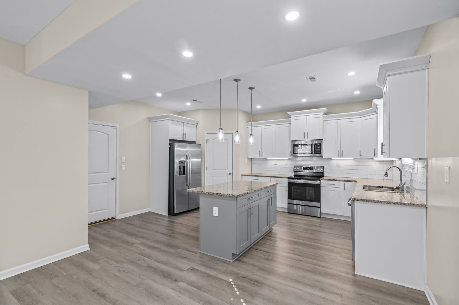 149 Kirby Street – photo 4