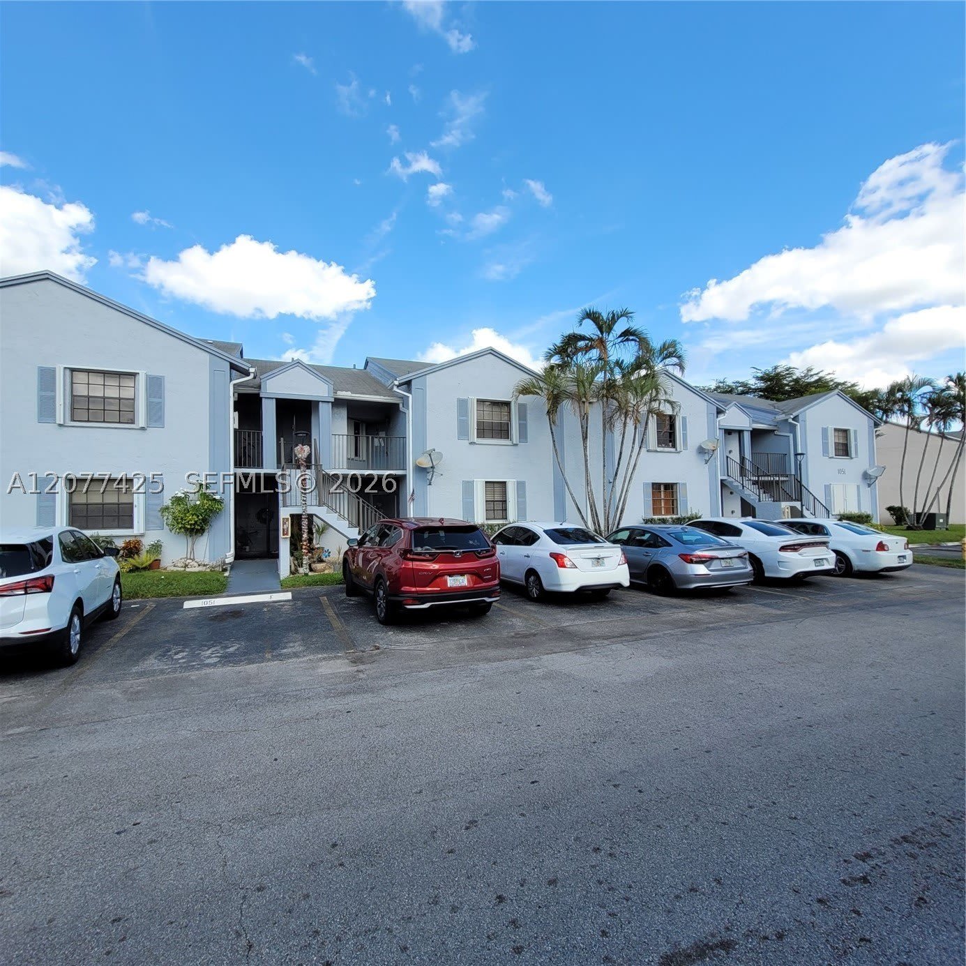 1051 Jefferson Dr – photo 2