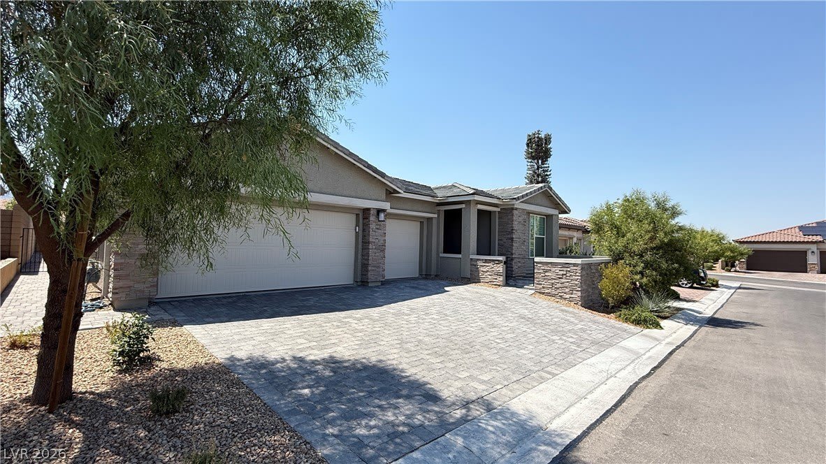 7491 Bonnie Piper Street – photo 2