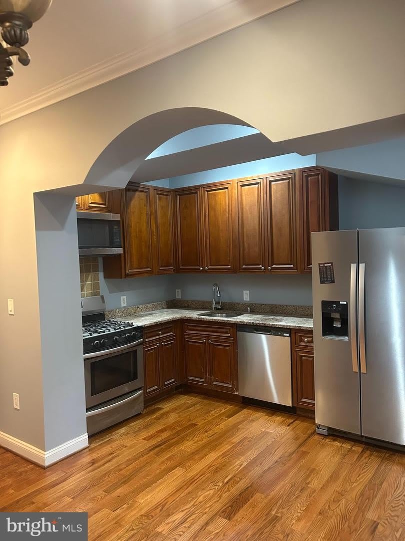 1169 MORSE ST NE – photo 4