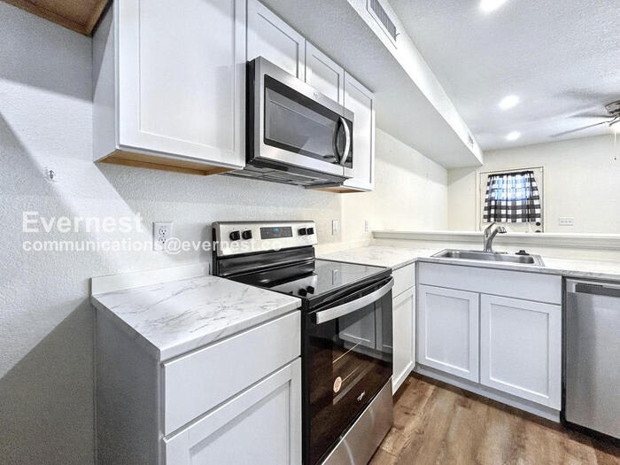 230 Debus Drive – photo 4