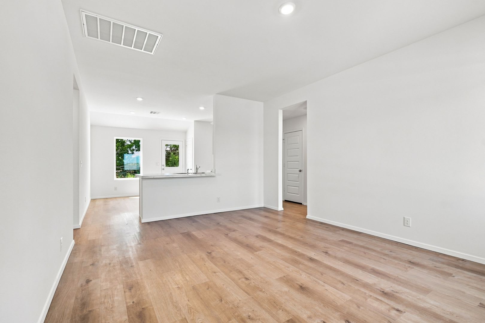 3 Bed – photo 3