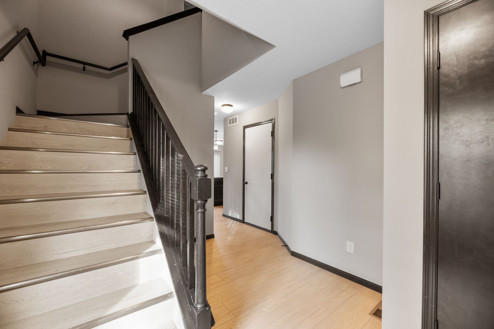 1629 Fairmount – photo 1