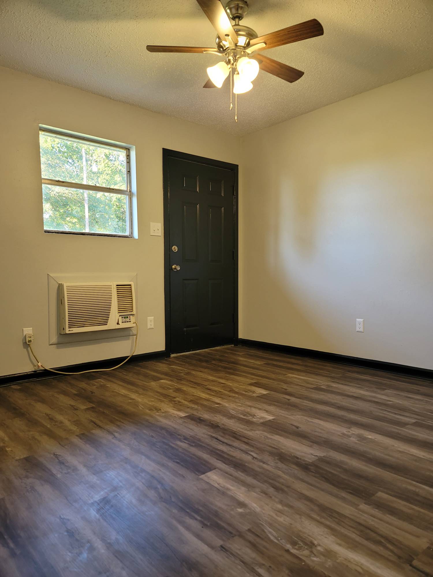 4328 Union Avenue – photo 2