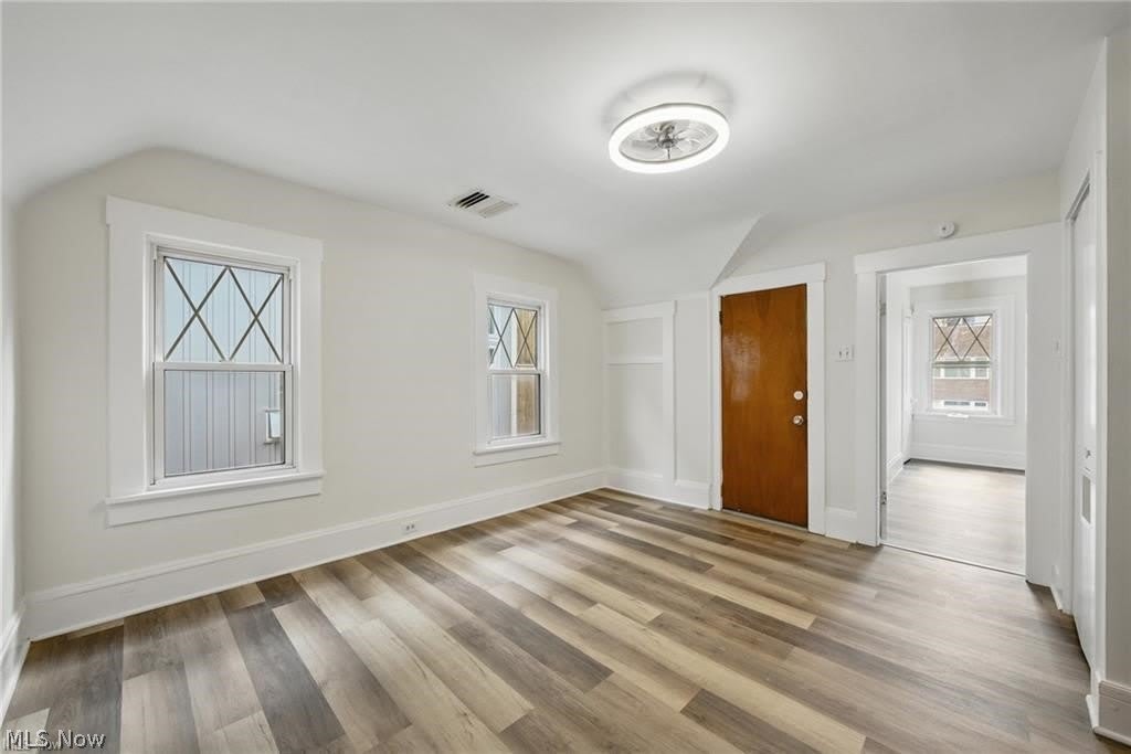 2471 Tremont Avenue – photo 4