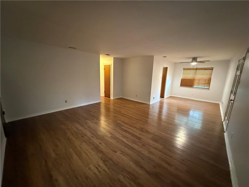 2308 Crestwood Circle – photo 3