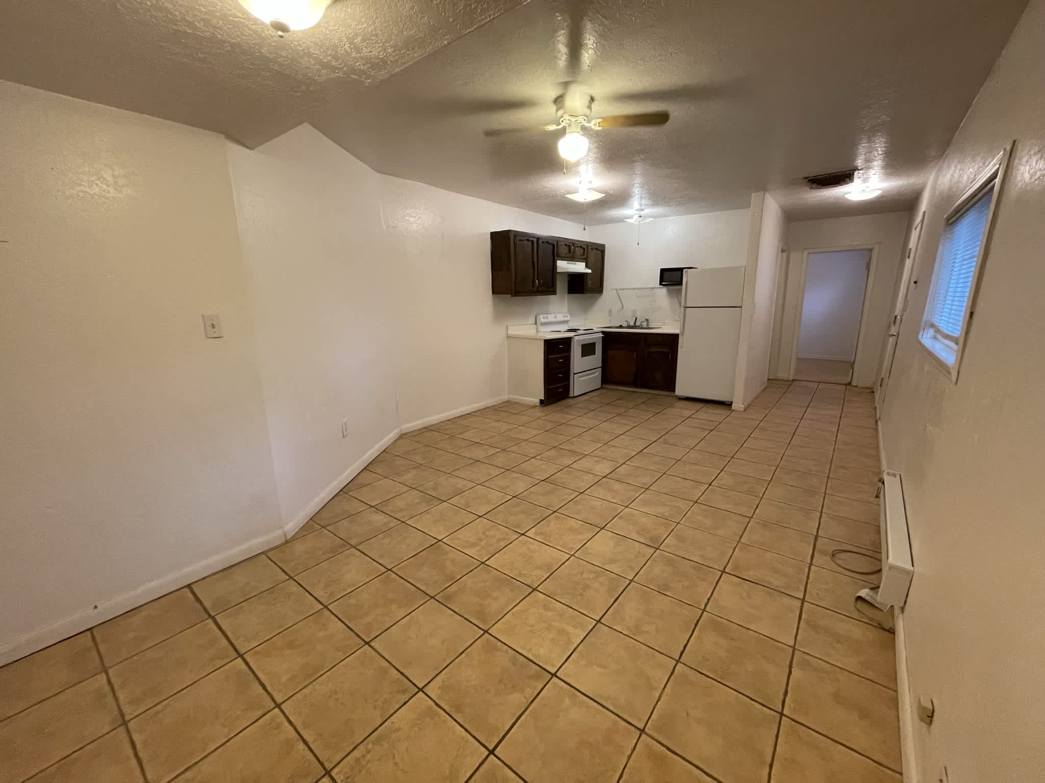 618 Jefferson NE – photo 2