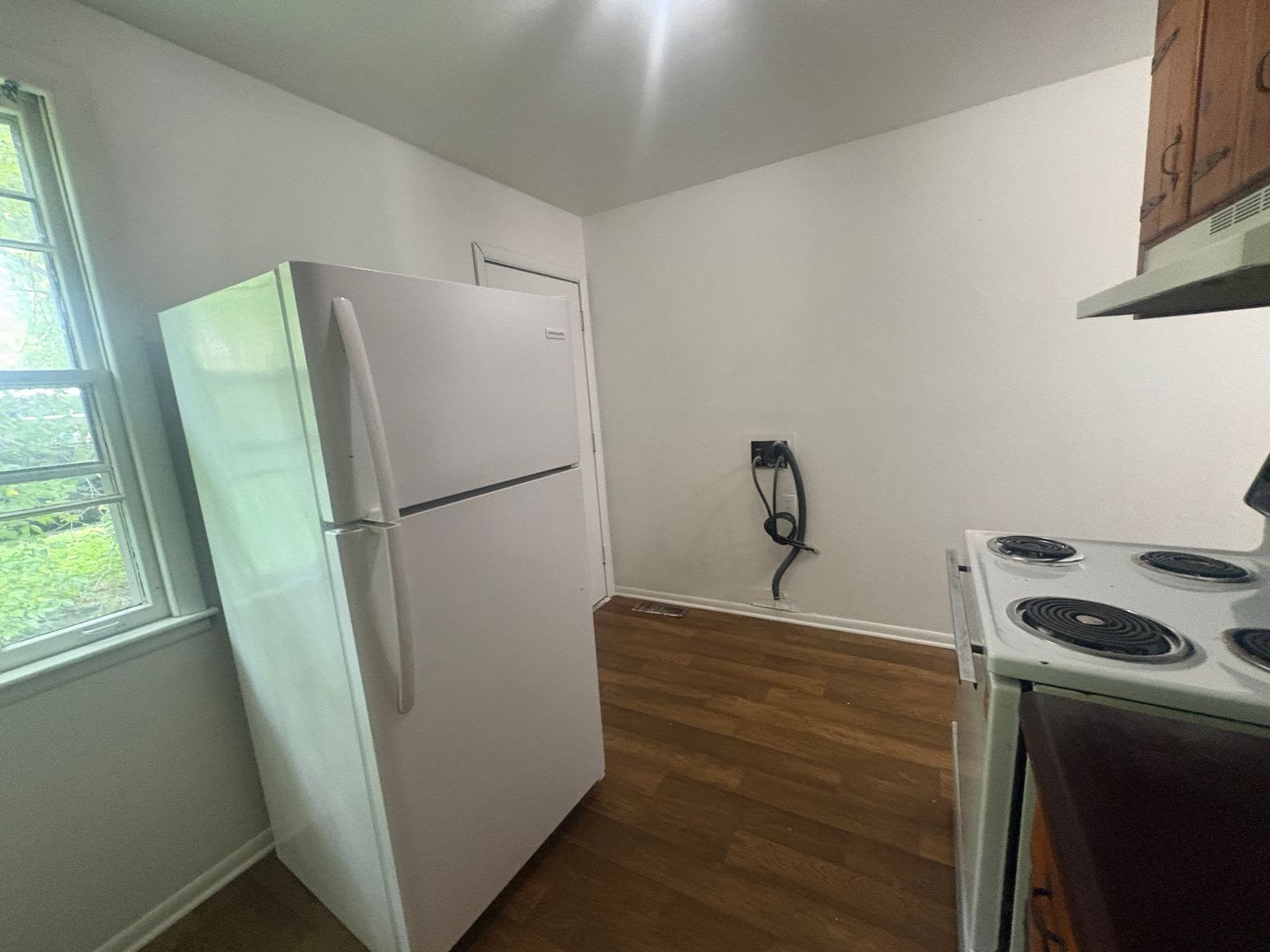 1018 Curdwood Blvd – photo 2
