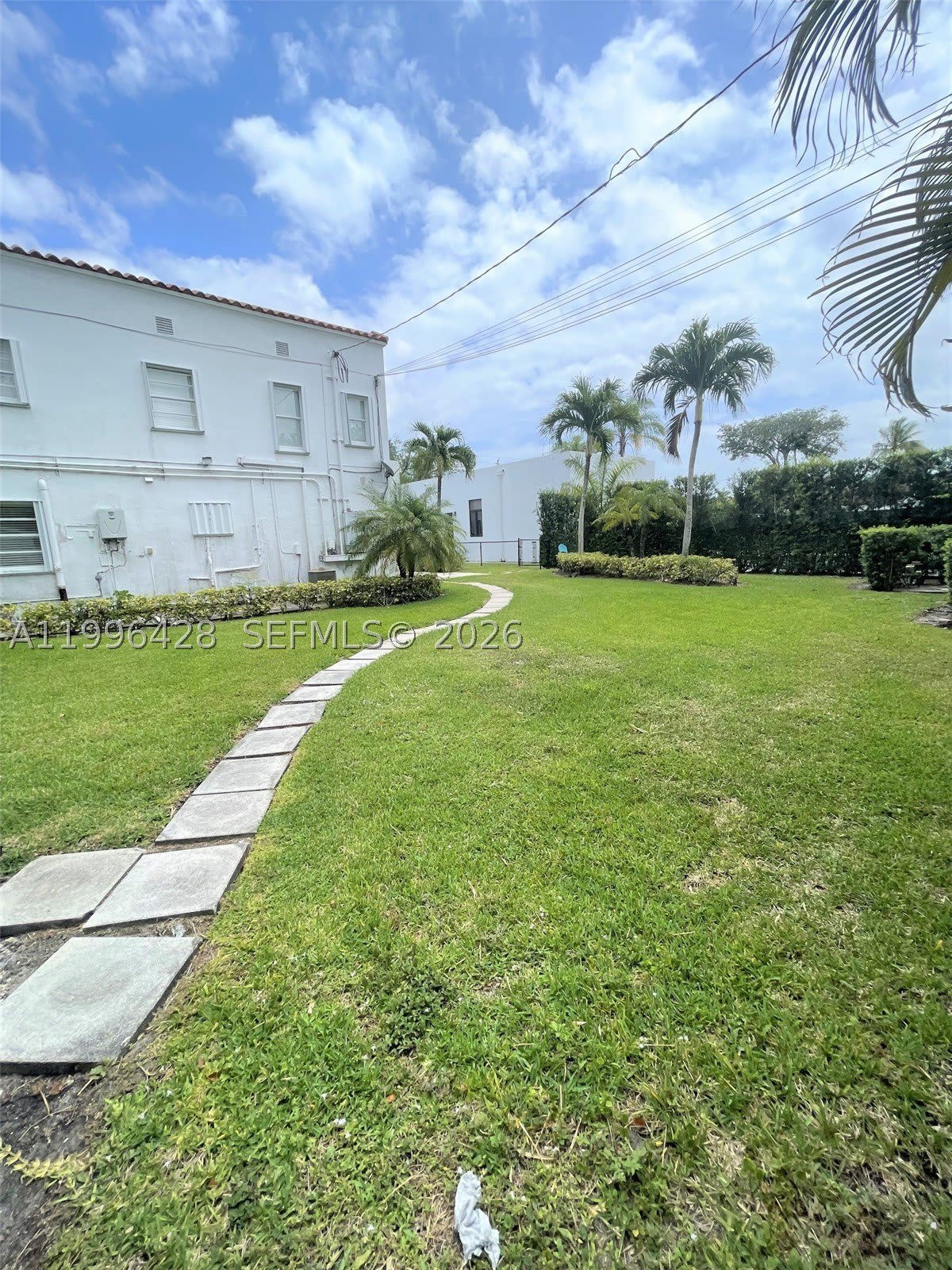 5116 SW 57th Ave – photo 4