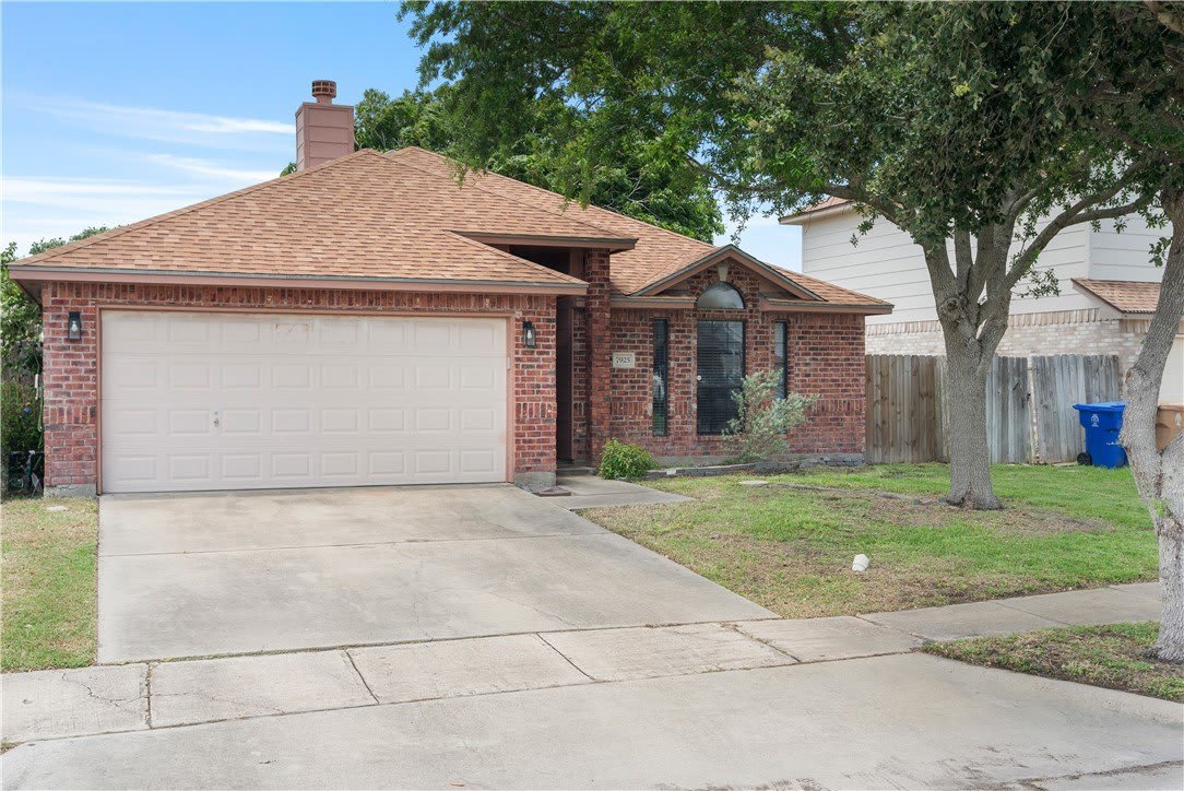 7925 ROCK CREST Drive – photo 2
