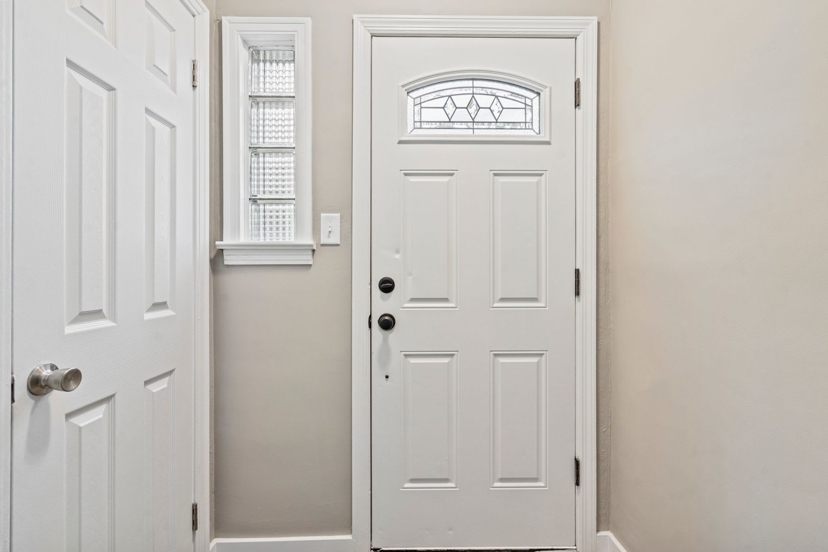 Recently Renovated 4 Bedroom Home In Swissvale Available In March – photo 2