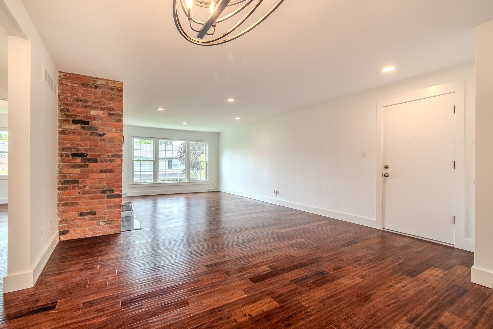 551 N OLD WOODWARD Avenue – photo 5
