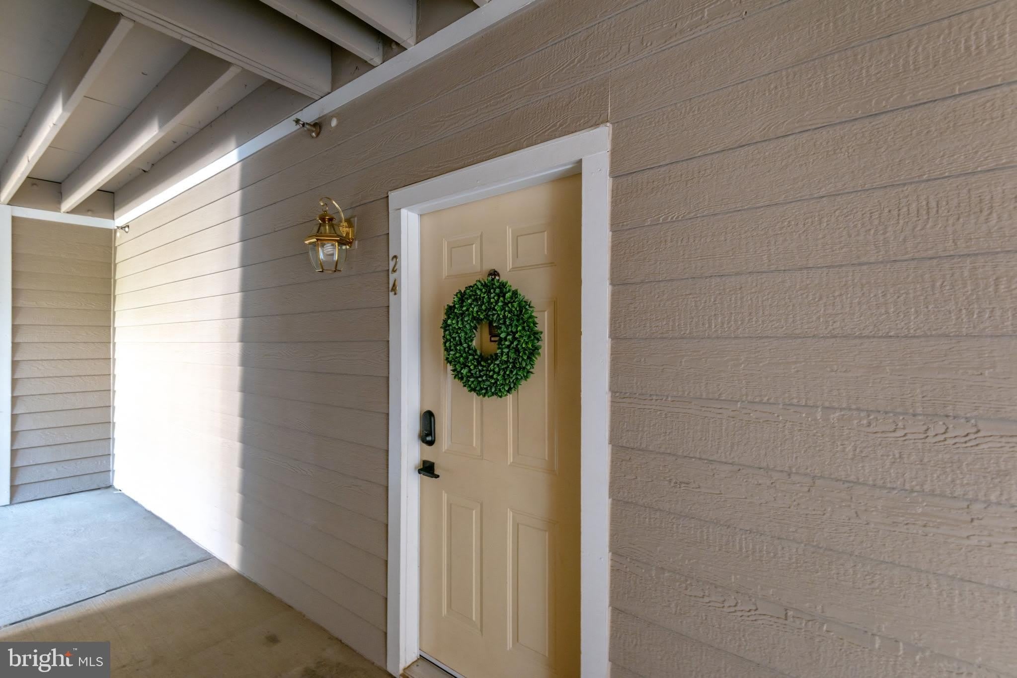 14300 GRAPE HOLLY Grove – photo 2