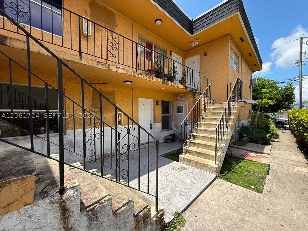 3045 Nw 21St Ct – photo 1