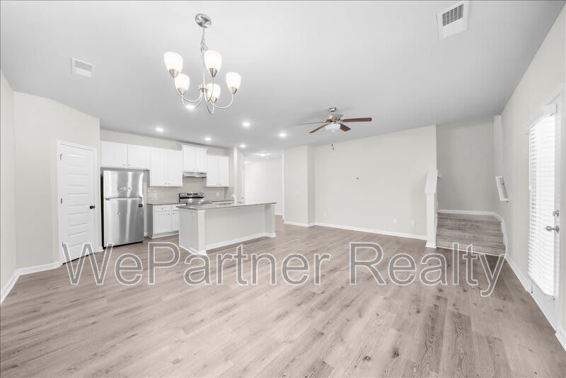 108 Peterson St NW – photo 4