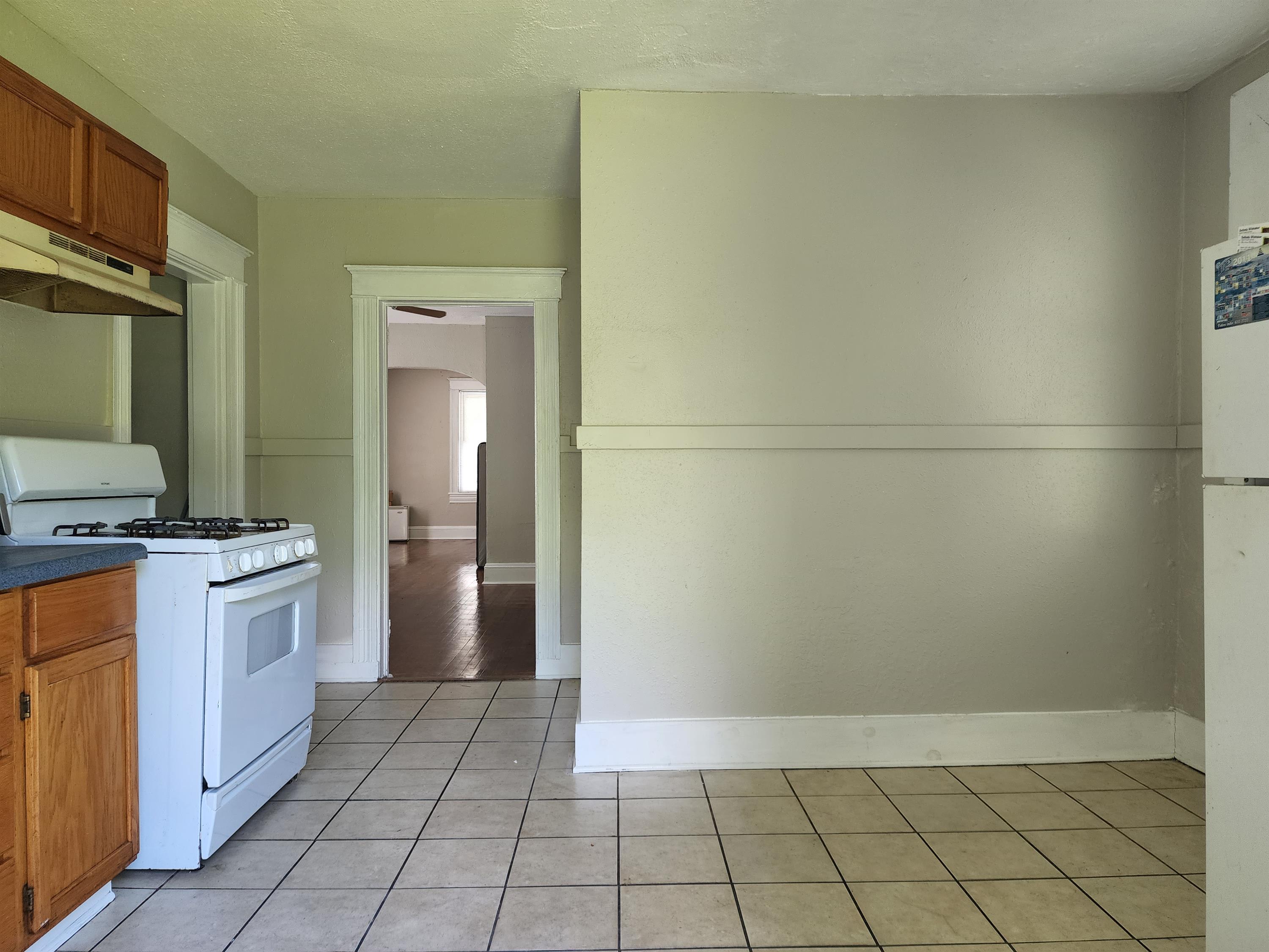 1612 West 48th Street – photo 3