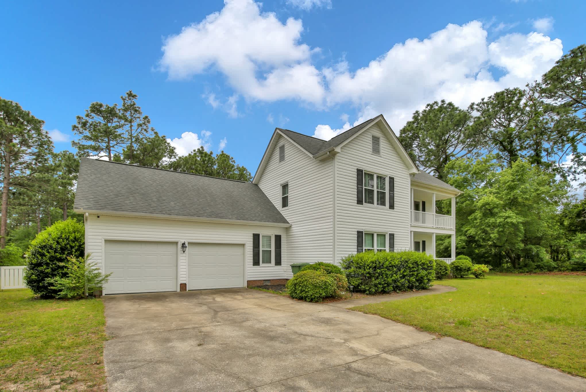 853 Foxcroft Drive – photo 2