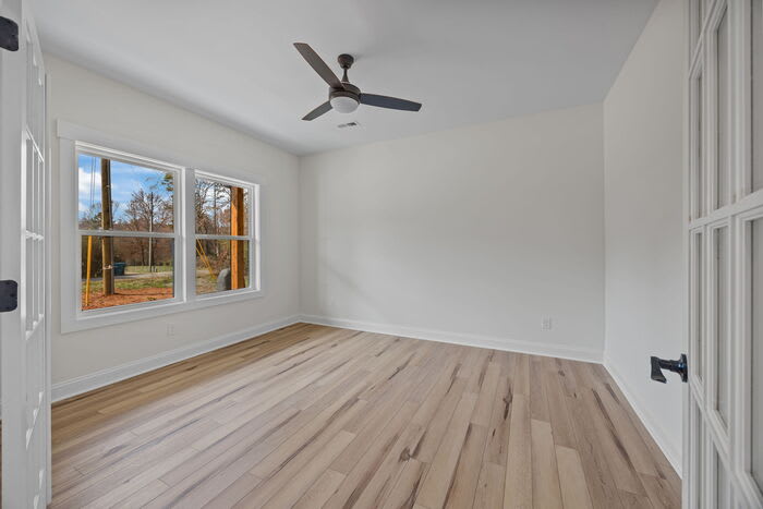 387 Lake Farm Drive – photo 4
