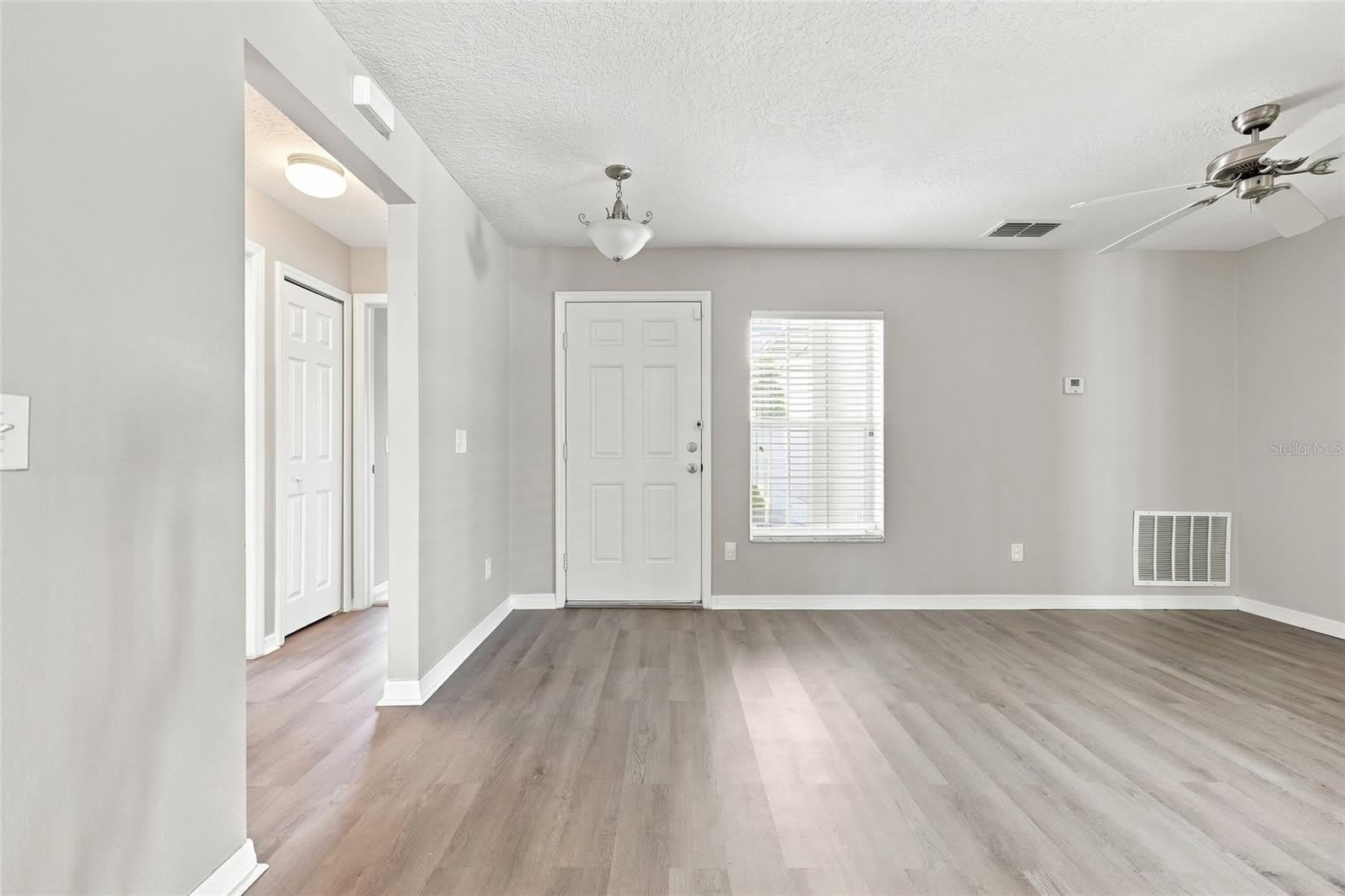 516 BELLA ROSA Circle – photo 4