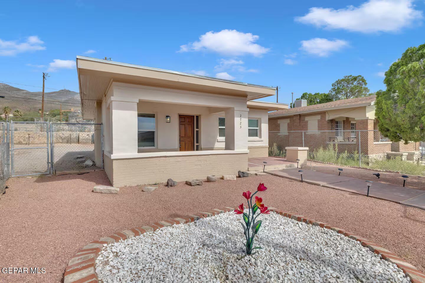 2723 GRANT Avenue – photo 1
