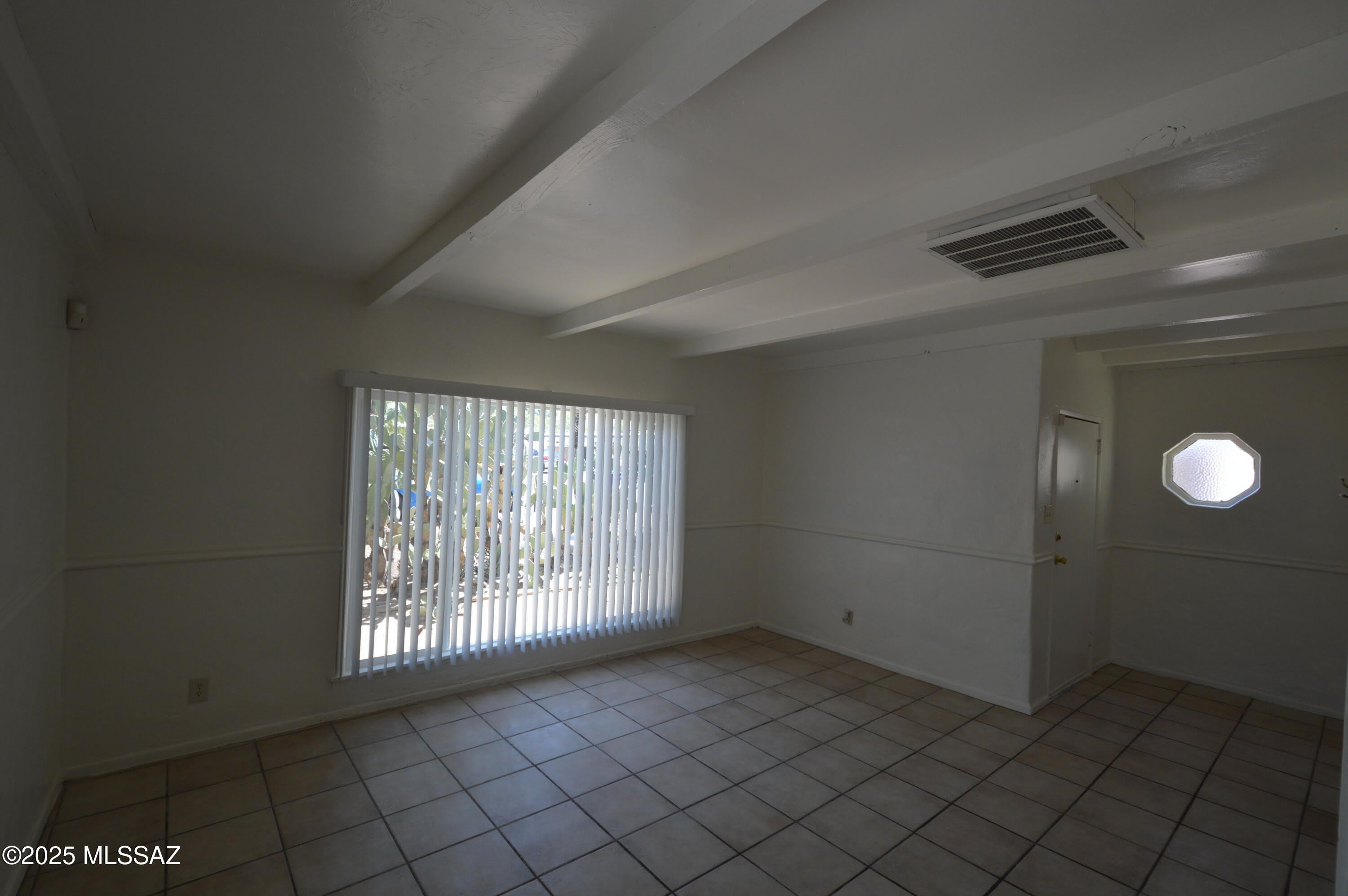 2119 N Catalina Avenue – photo 3