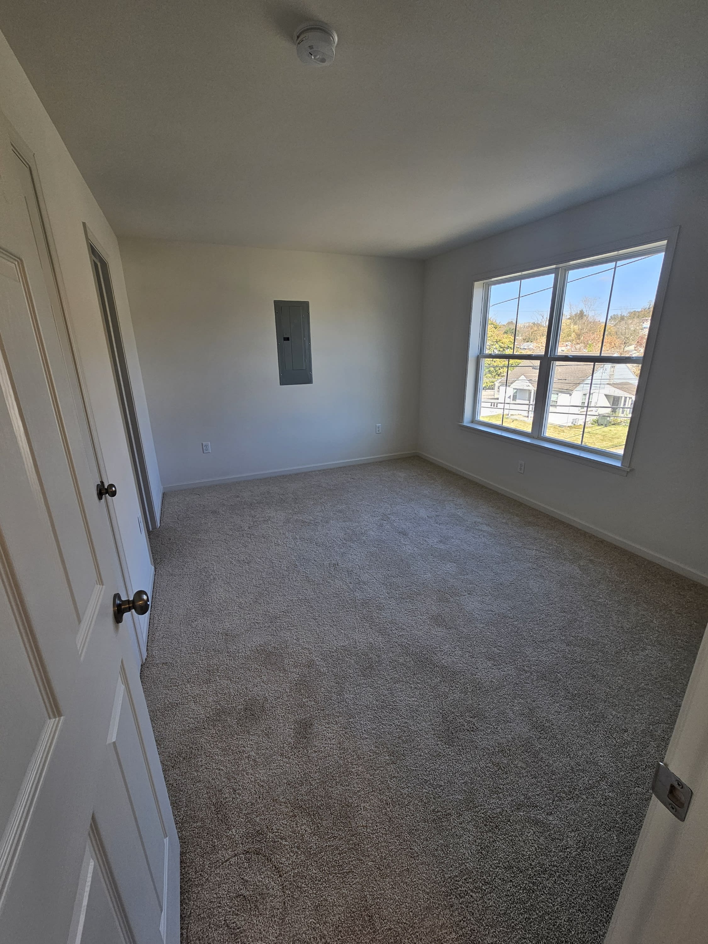 231 E Fulton St – photo 5