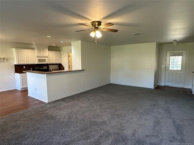 623 N Division Street – photo 5