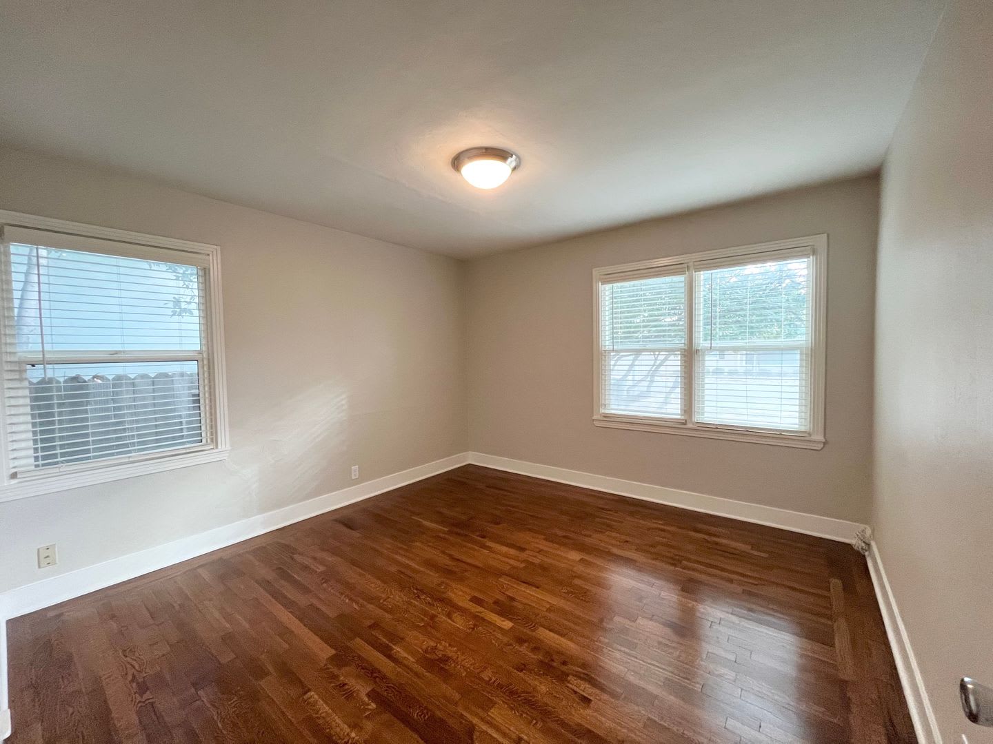 ARDEN ARCADE Two Bedroom Single Family Home – photo 5