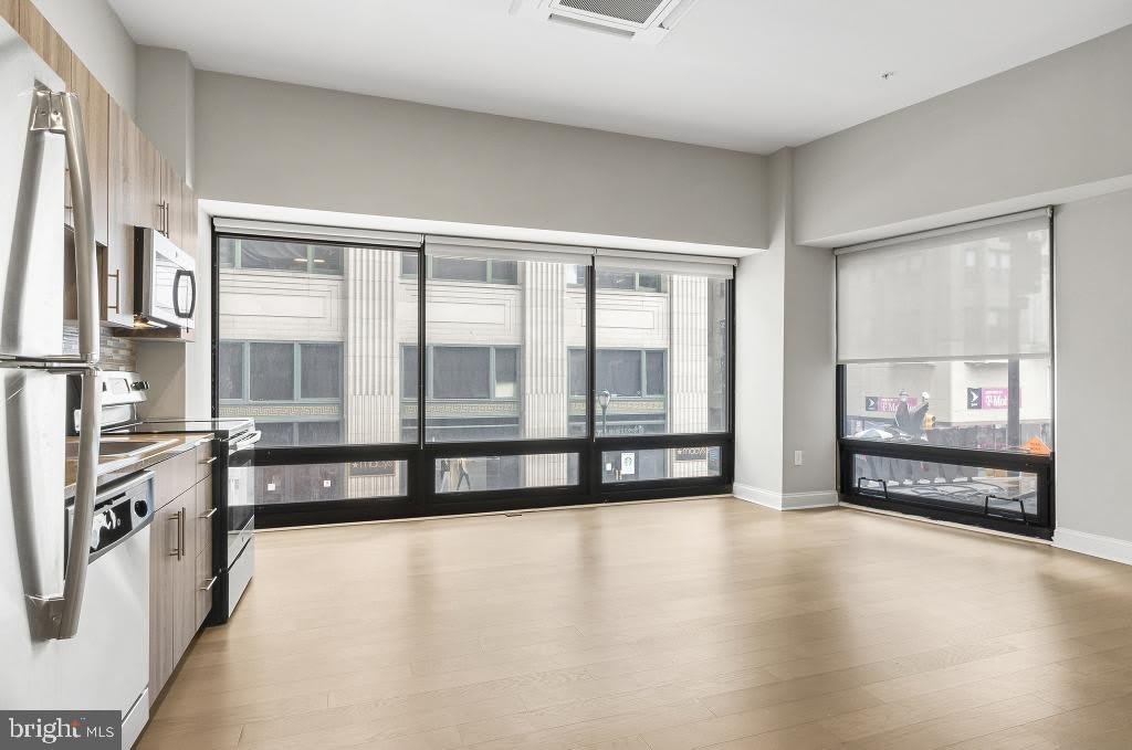 1300-6 CHESTNUT Street – photo 5
