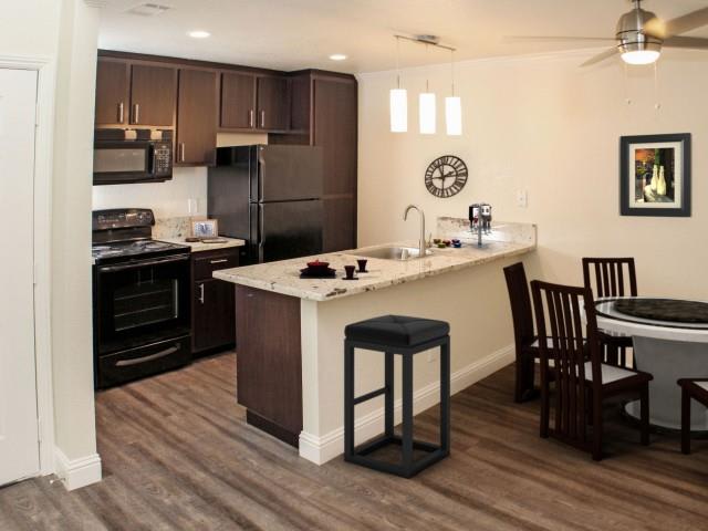 Eclipse 96 Apartments – photo 3