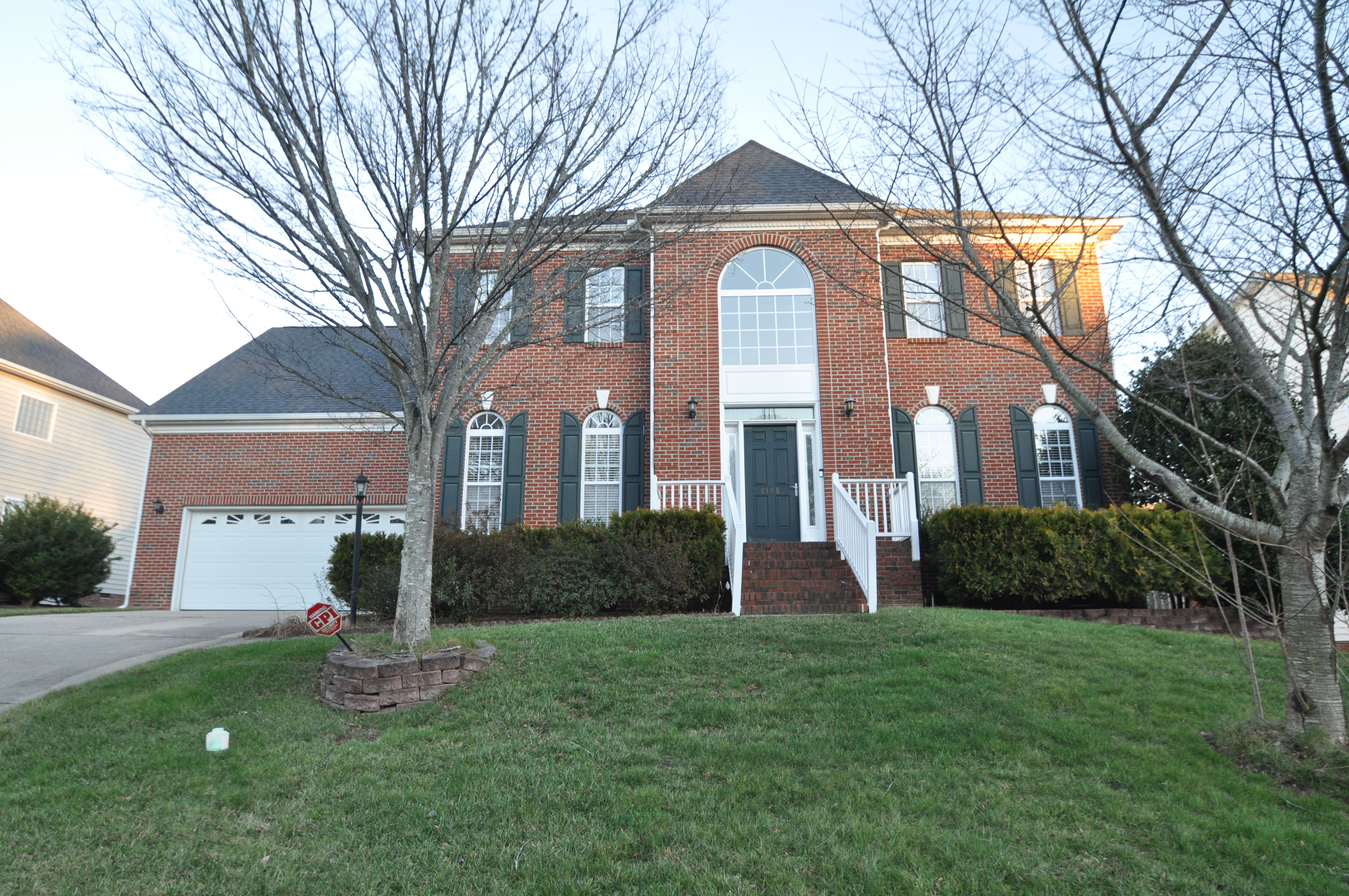 2105 Roland Glen Rd – photo 1