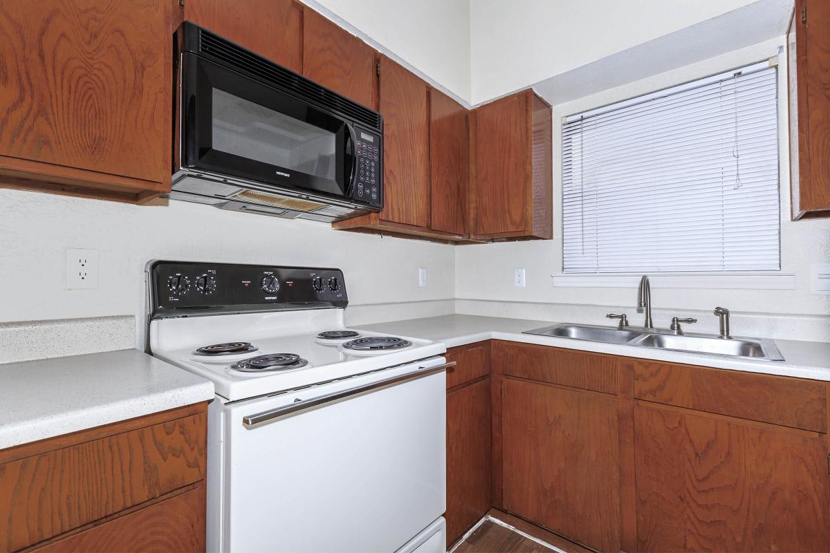 Bluff Springs Townhomes – photo 5