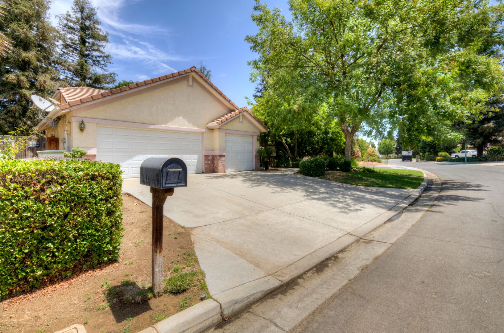 5508 W Bluff Avenue – photo 3