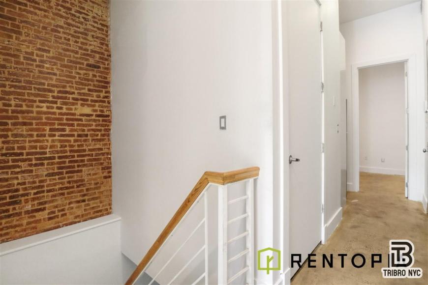 753 Lexington Avenue – photo 4
