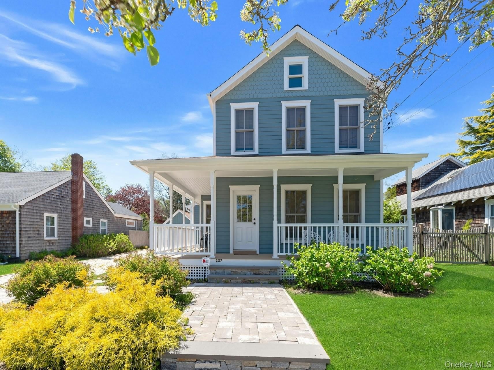237 6Th Street – photo 1