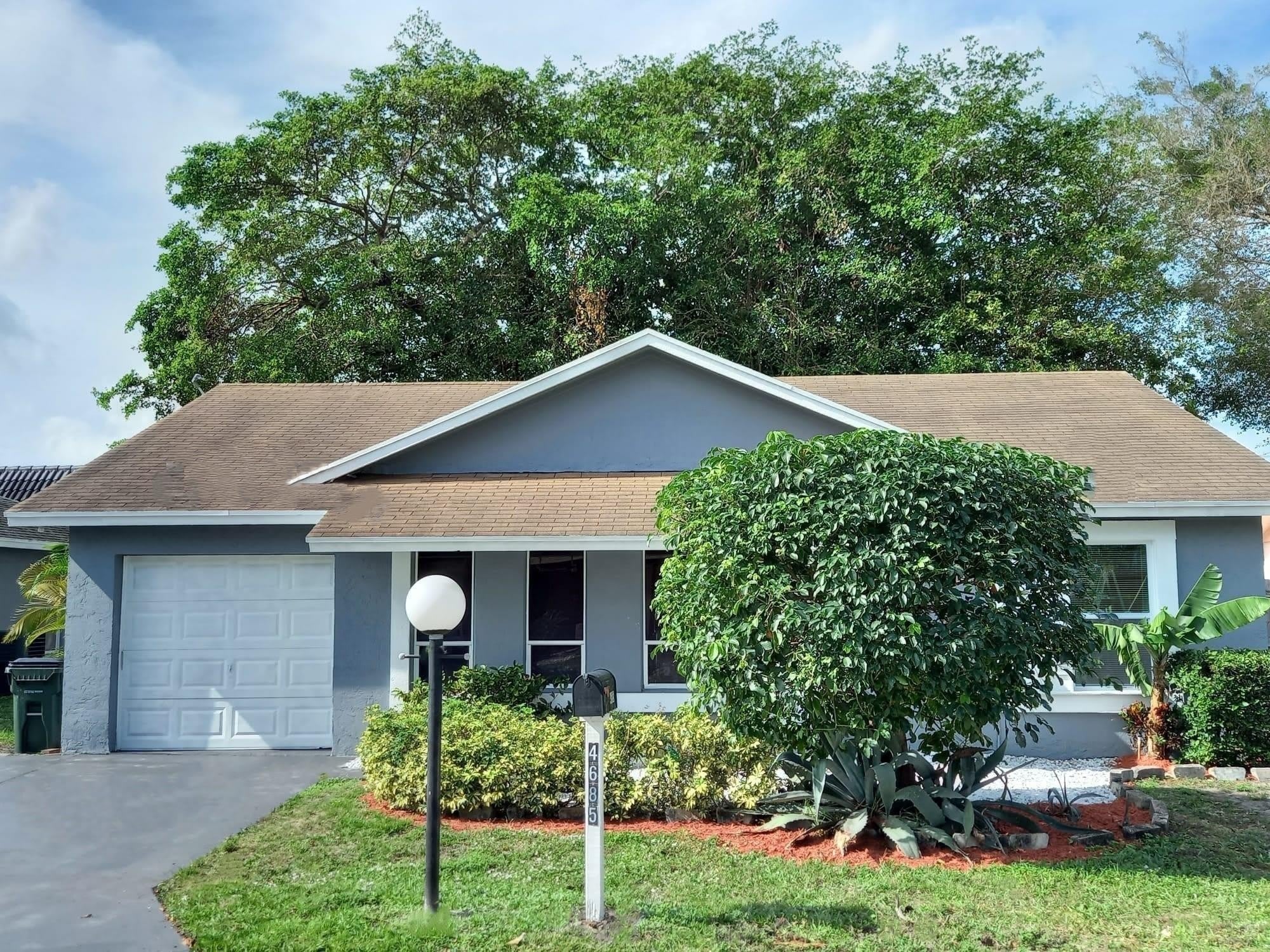 4685 Pine Grove Drive – photo 1