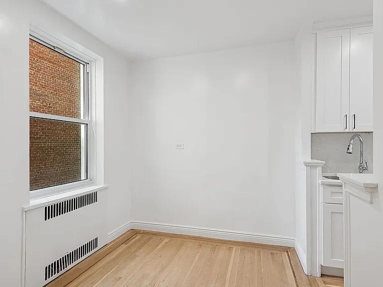 30 Bogardus Pl – photo 2