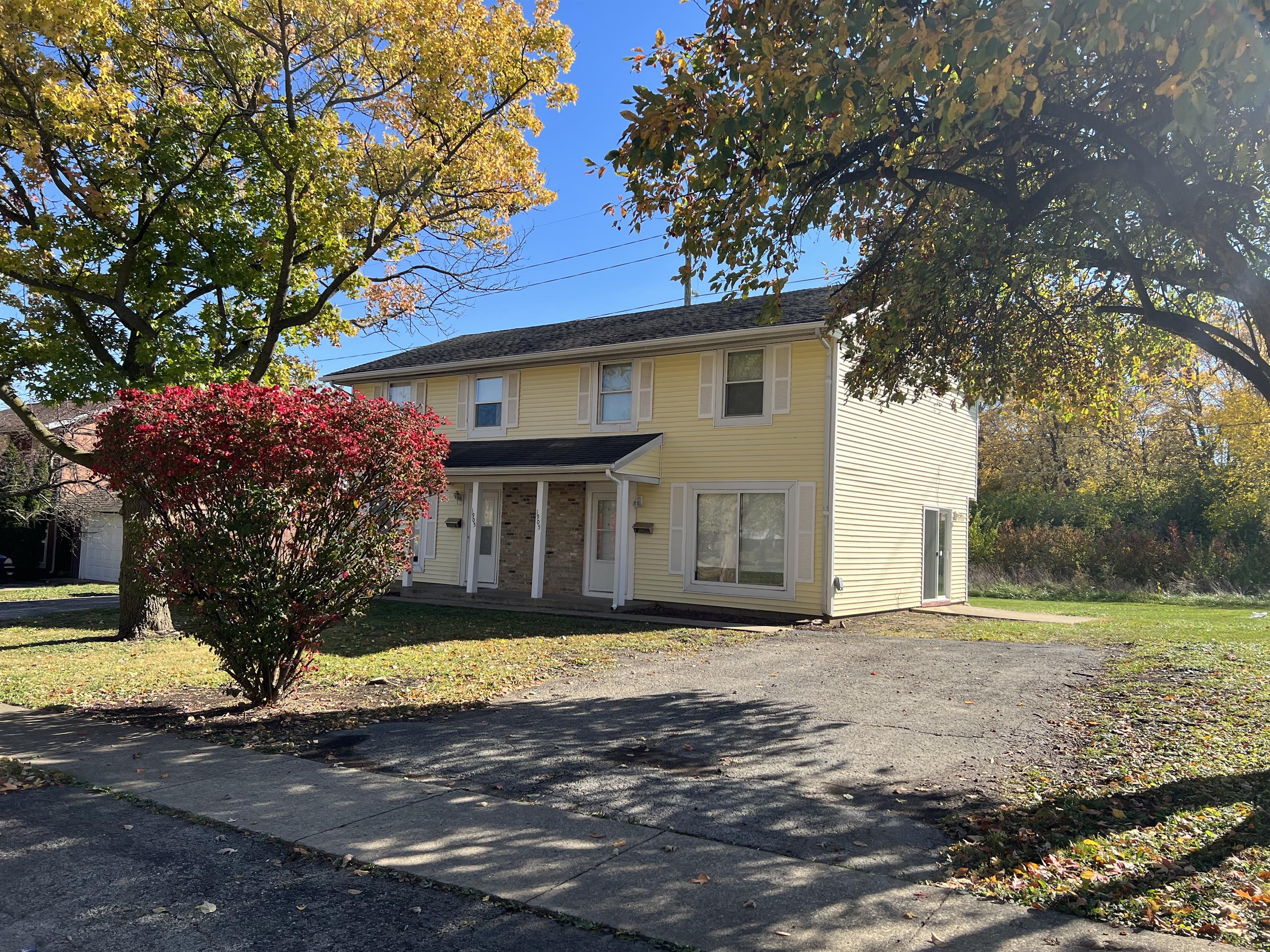 1905 East Florida Avenue – photo 1